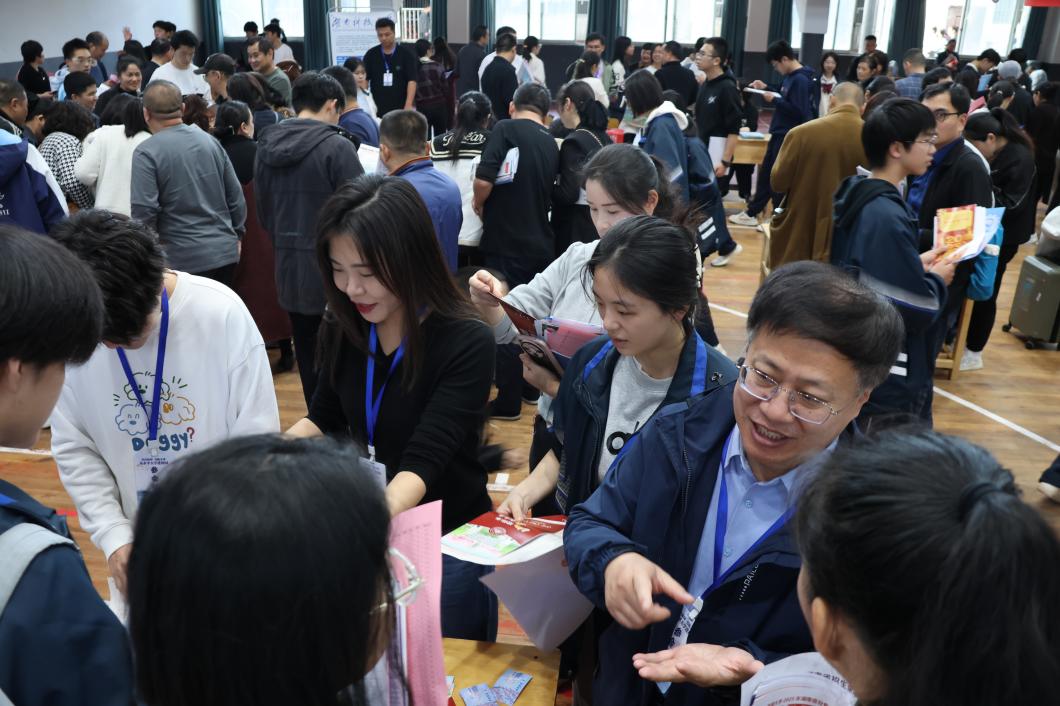 1763557313084099893.jpg 8ac4d00479ad939a0f24dd84cf3227a6(1).jpg